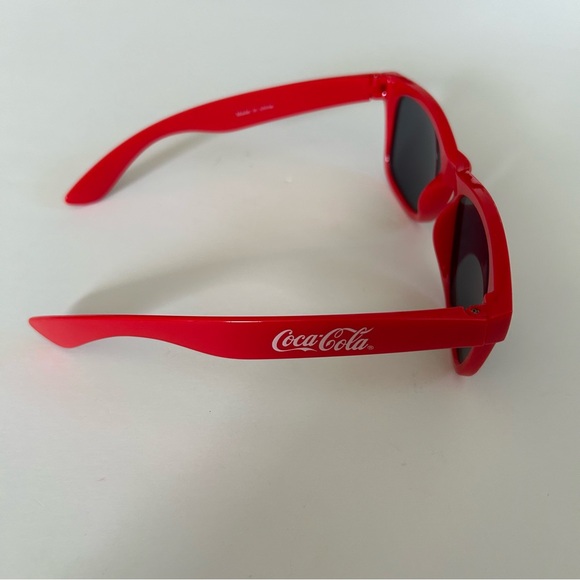 Coca Cola Coke Limited Edition Collectible Red Sunglasses (READ DESCRIPTION) - Picture 2 of 9